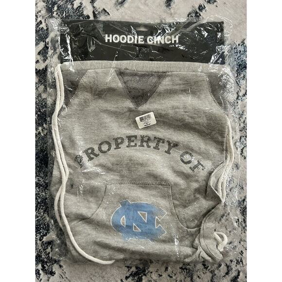 Property Of UNC Chapel Hill Gray Hoodie Cinch‎ Bag NWT - Picture 1 of 6